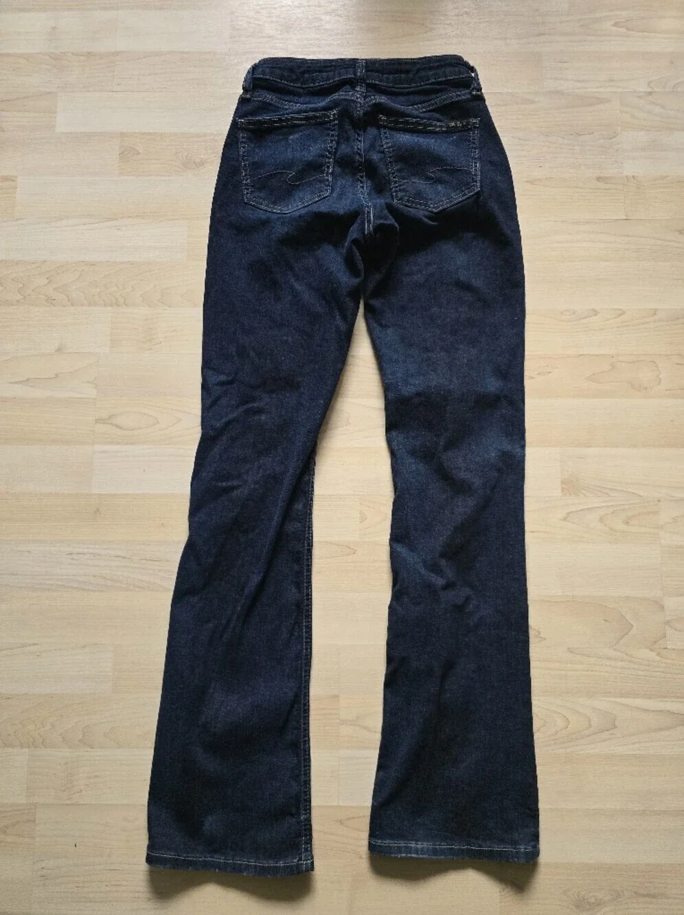 Silver Jeans The Curvy Mid Bootcut Size 4 Length 33